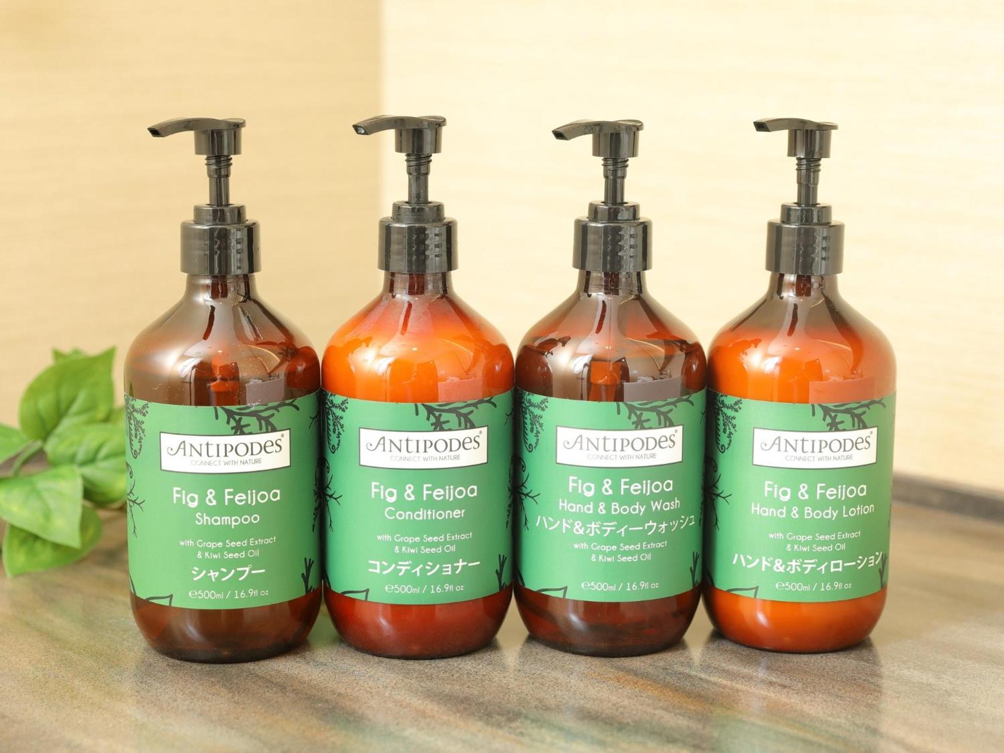 Ana Crowne Plaza Chitose By Ihg Hotel Exterior foto A selection of Antipodes products